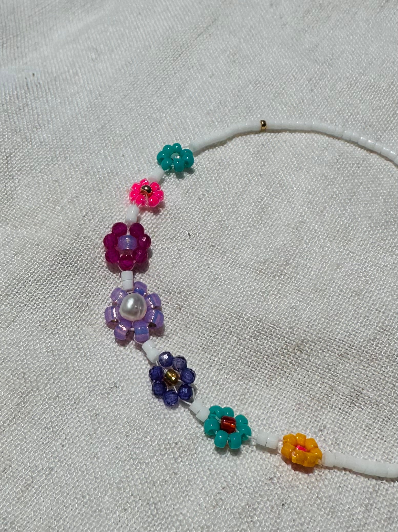 "Hibiscus Sips" Bracelet