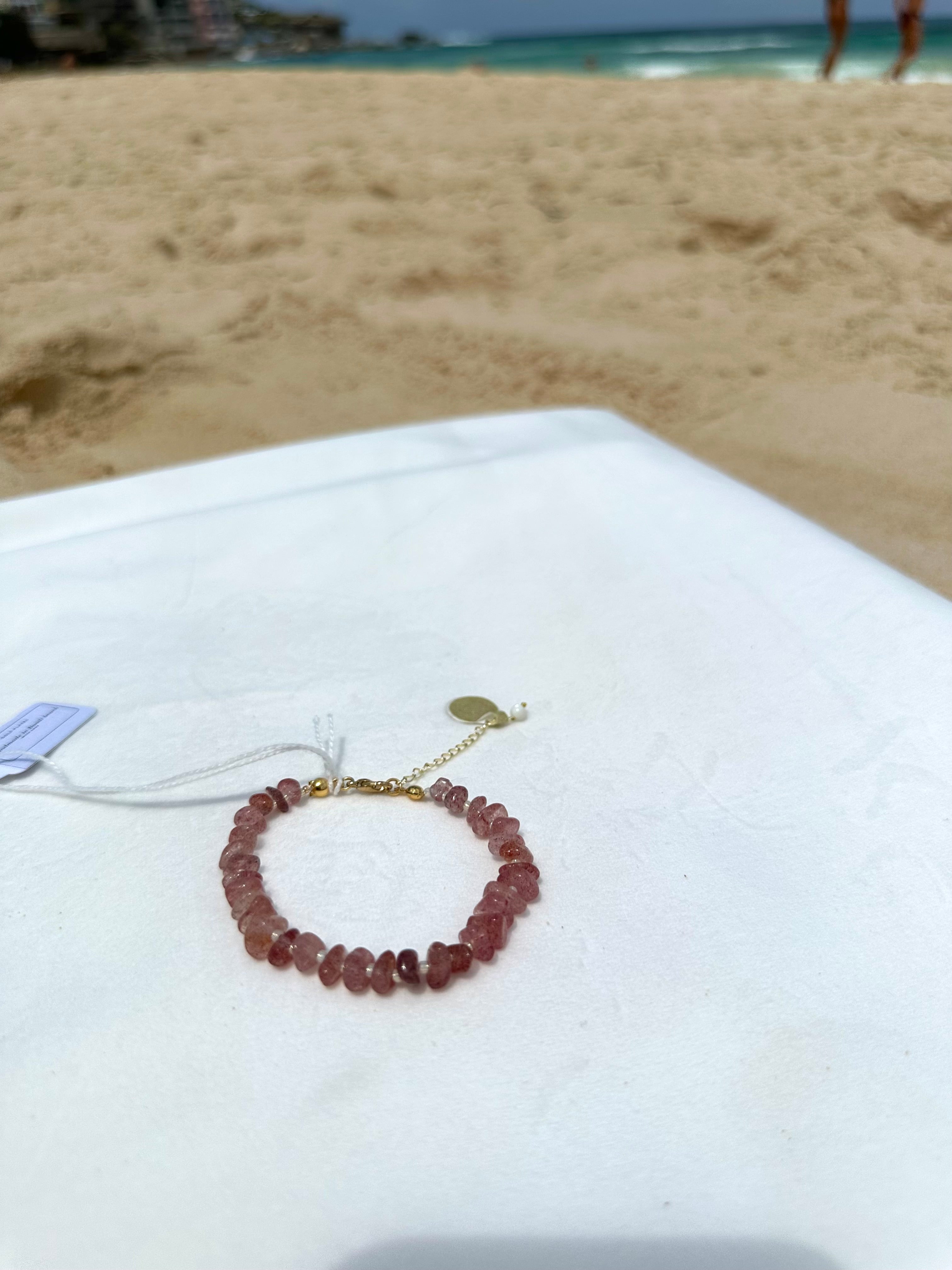 Seagrass Strawberry Quartz M Bracelet