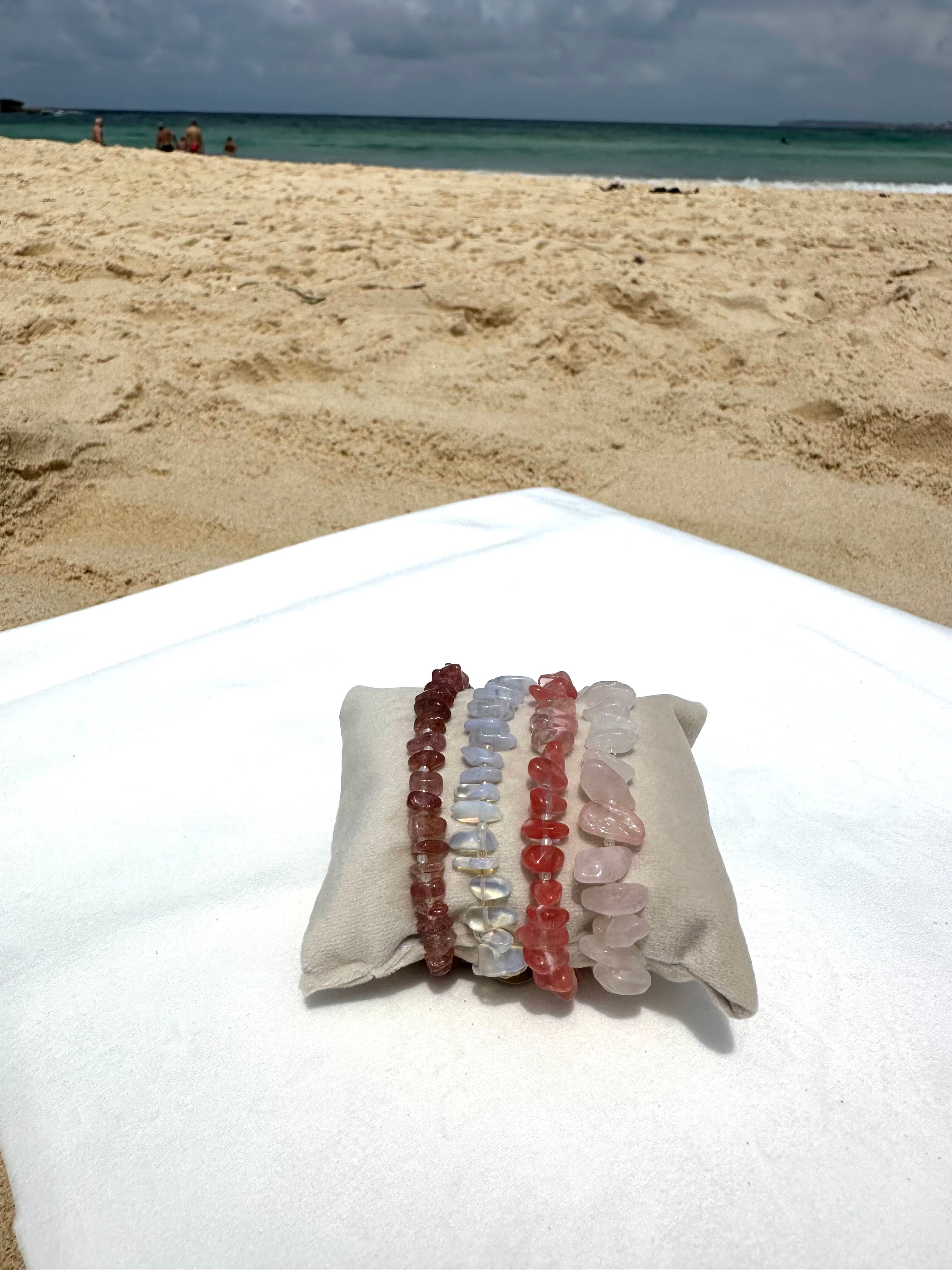 Seagrass Strawberry Quartz M Bracelet
