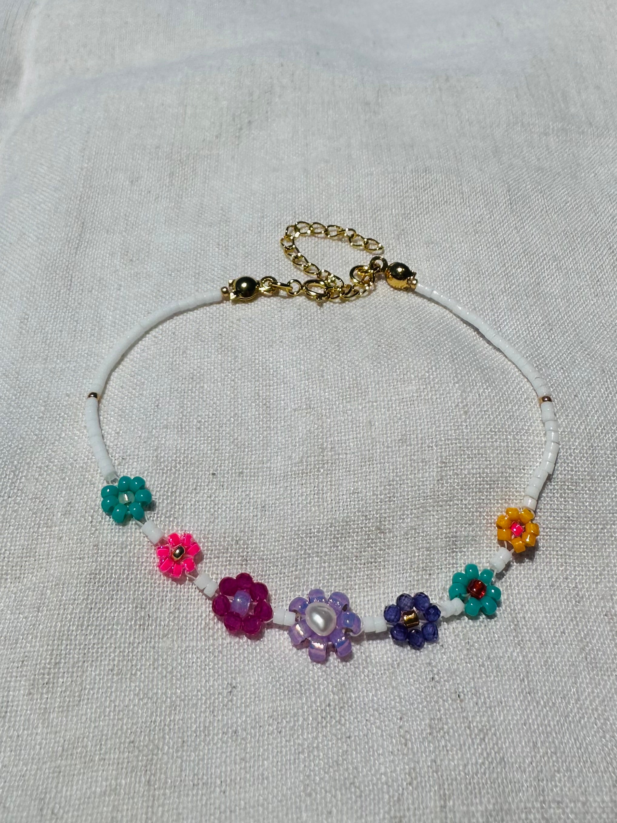 "Hibiscus Sips" Bracelet